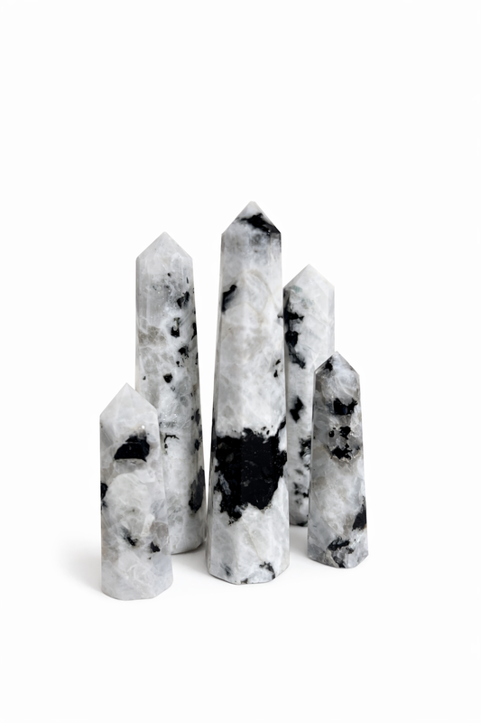 Mėnulio akmens bokštelis | moteriška išmintis, jausmingumas, intuicija