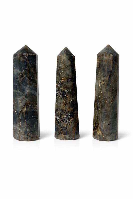 Labradoritas (bokštelis) | Intuicija, apsauga, vidinė transformacija