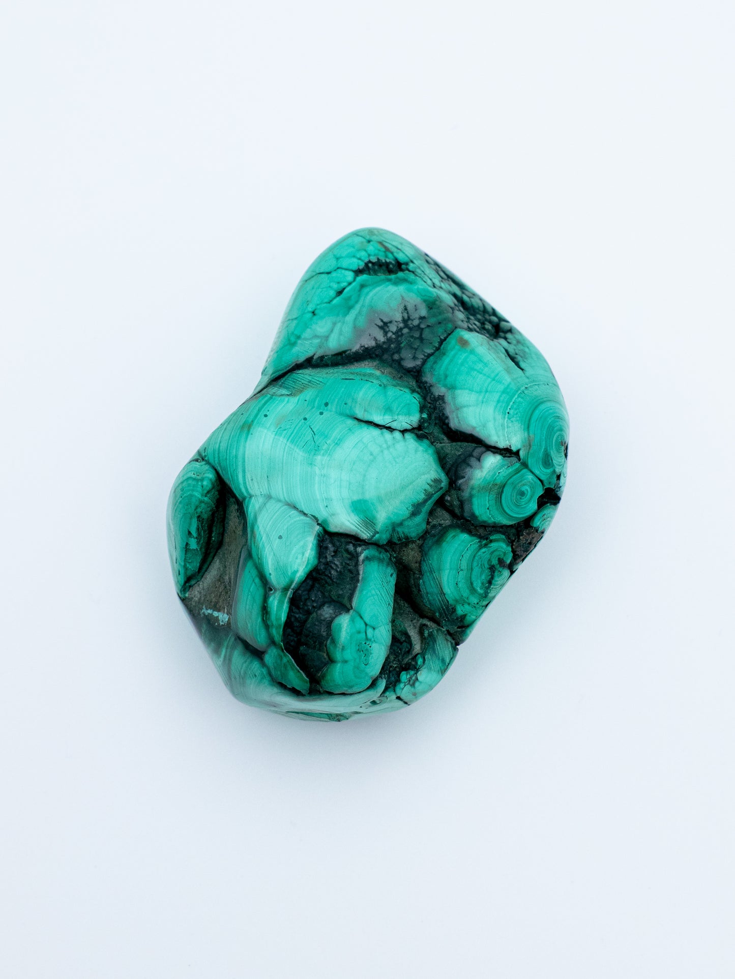 Malachitas | žemiška meilė, galia, atsinaujinimas