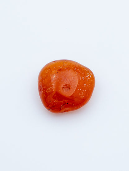 Karneolis (būgninukas) | gyvybinės energijos, drąsos ir kūrybinės tėkmės akmuo