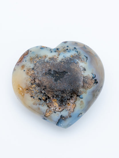 Bostvanos agato širdelė | tyli širdies stiprybė ir emocinė branda