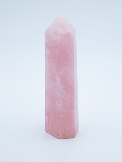 Rožinio kvarco bokštelis | švelnios meilės ir vidinės ramybės sargas