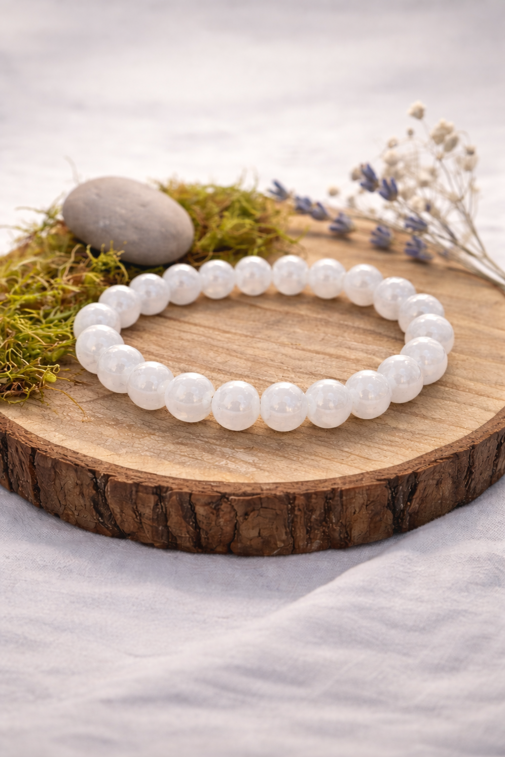 Mėnulio akmens apyrankė | kantrybė, moteriškumas, intuicija  (10 mm.)